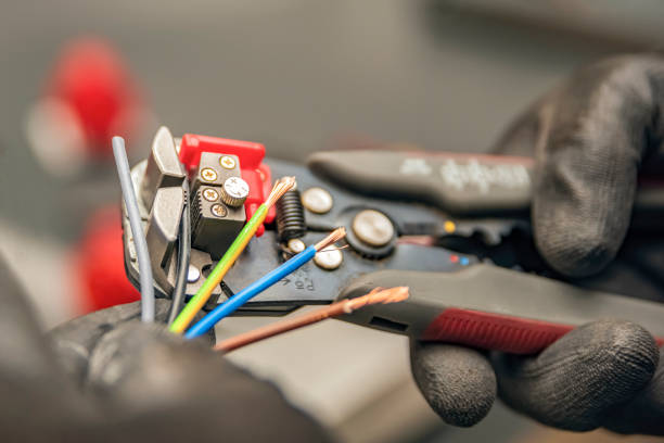 Best Ceiling Fan Installation Electrician  in Greendale, WI